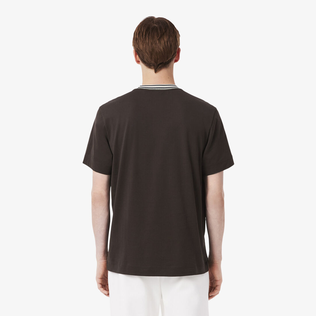 تي شيرت فرنسي الصنع مخطط الرقبة تي شيرت فرنسي الصنع مخطط الرقبة