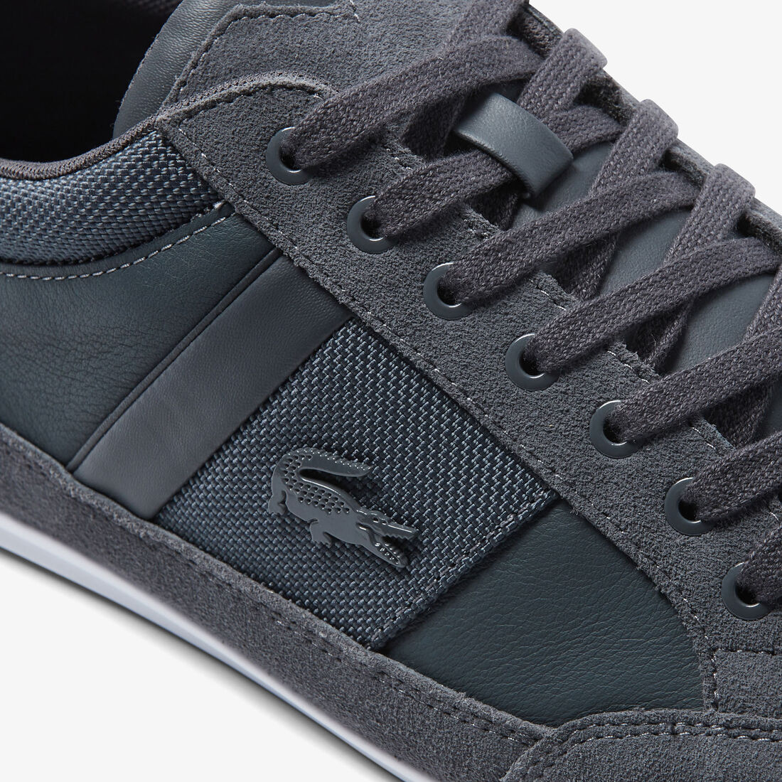 سنيكرز لاكوست شايمون جلد بألوان متعددة للرجال سنيكرز لاكوست شايمون جلد بألوان متعددة للرجال