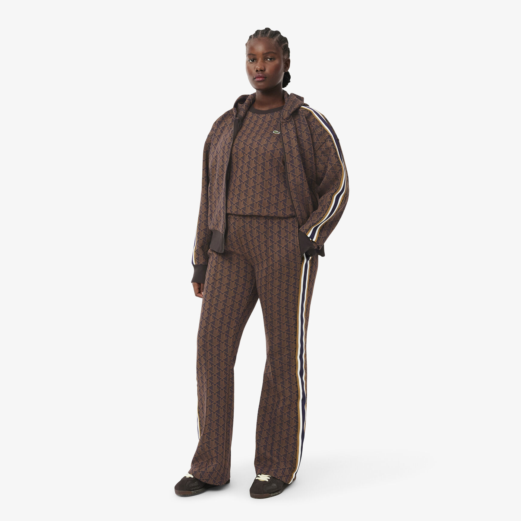 تي شيرت جاكار أحادي اللون بقصّة ضيقة