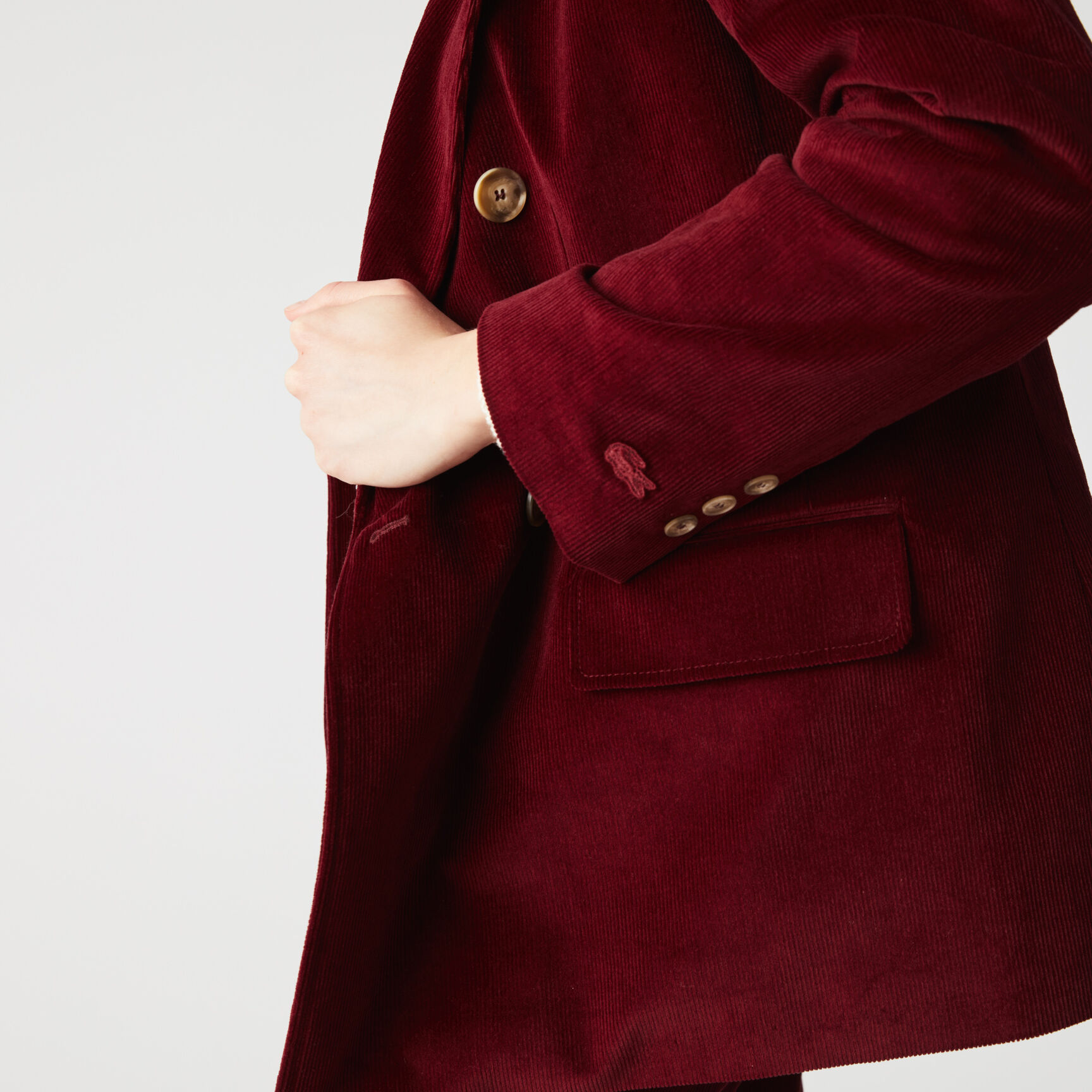 سترة صوفية مزدوجة الصدر نسائية سترة صوفية مزدوجة الصدر نسائية