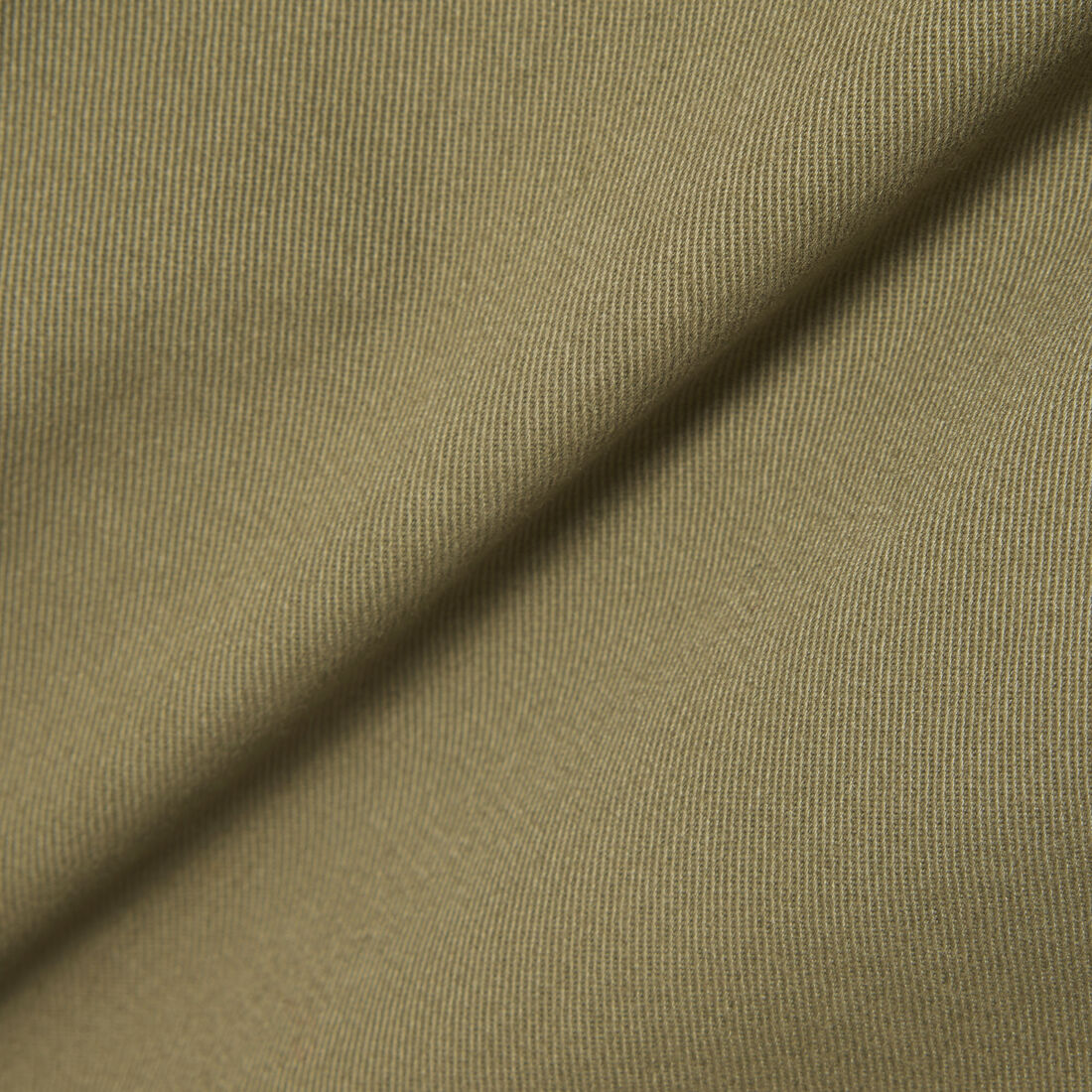 بنطلون تشينو من قطن التويل بقصة عادية بنطلون تشينو من قطن التويل بقصة عادية