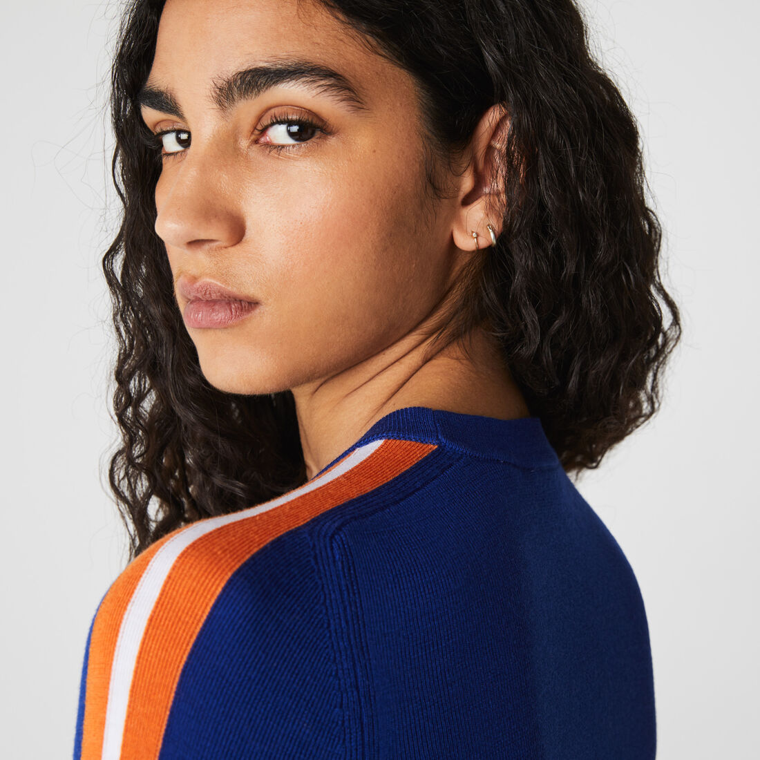 فستان طويل من الصوف للنساء فستان طويل من الصوف للنساء