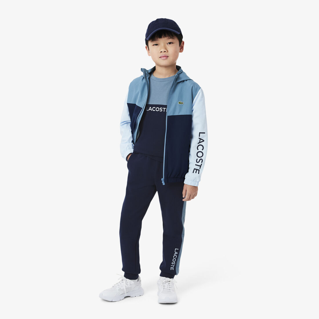 تي شيرت قطني متعدد الألوان تي شيرت قطني متعدد الألوان