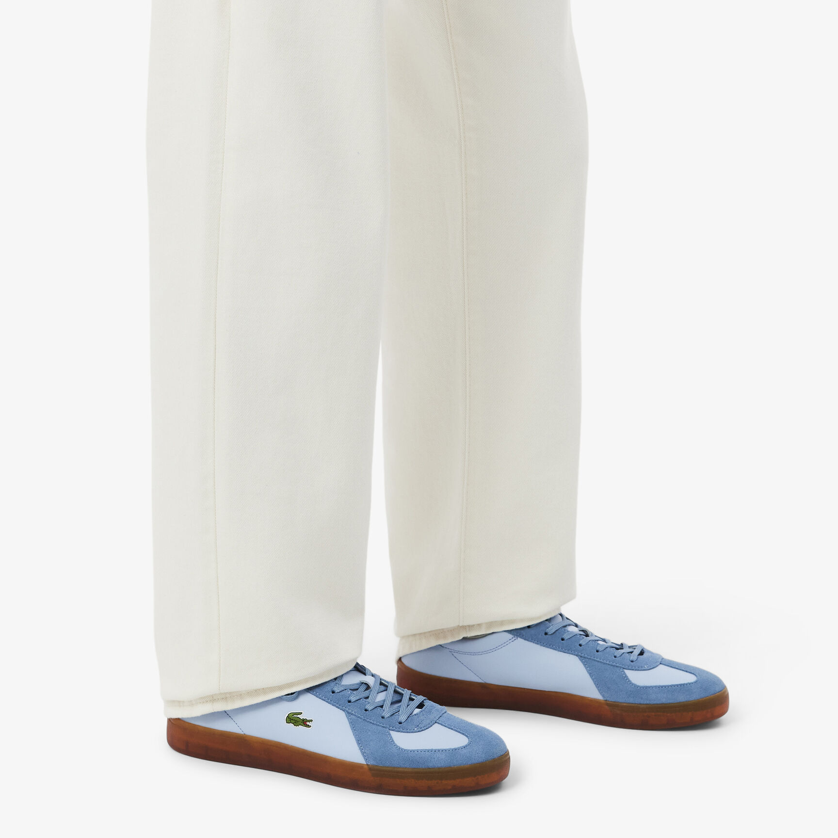 حذاء رياضي باسشوت برو رجالي من الجلد 