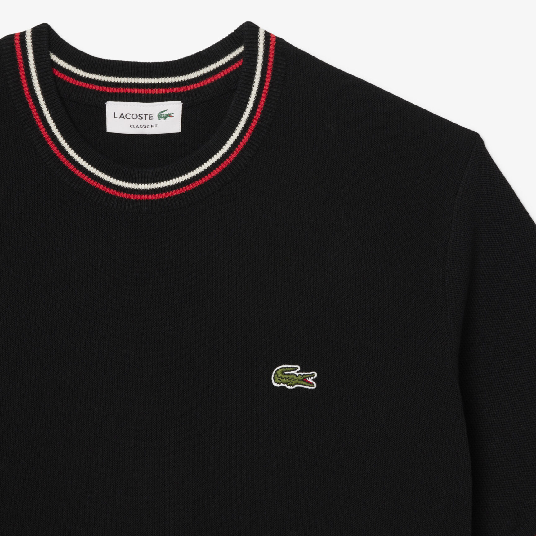 تي شيرت مخطط كلاسيكي بقصّة كلاسيكية تي شيرت مخطط كلاسيكي بقصّة كلاسيكية