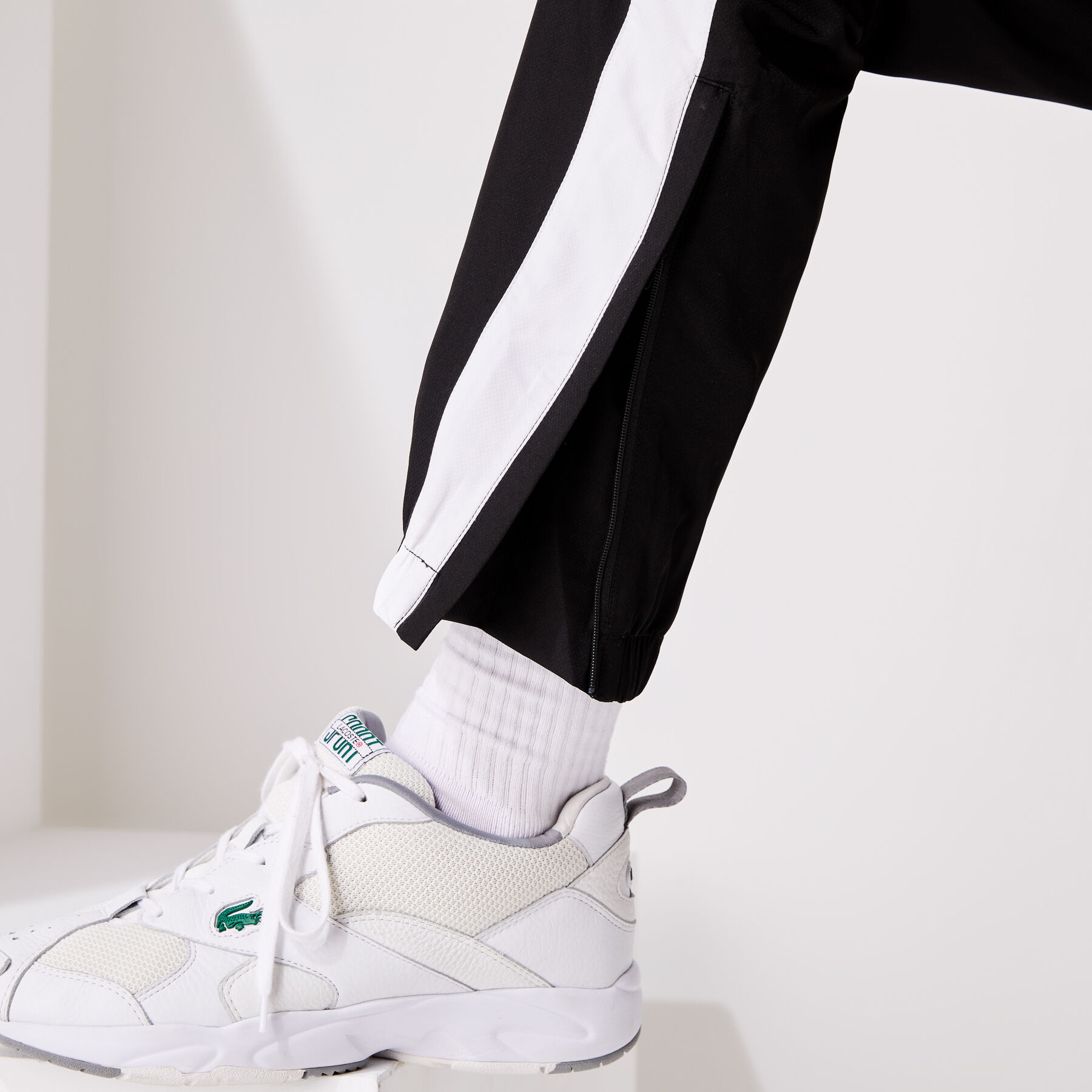 men s lacoste sport lightweight colourblock tracksuit