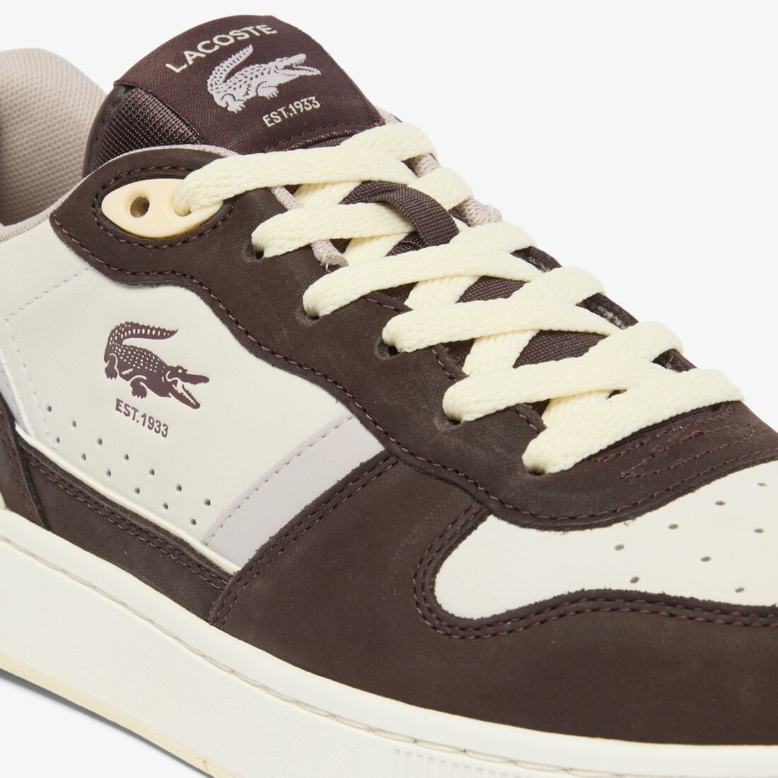 حذاء رياضي رجالي من الجلد بتصميم مشبك على شكل حرف T حذاء رياضي رجالي من الجلد بتصميم مشبك على شكل حرف T