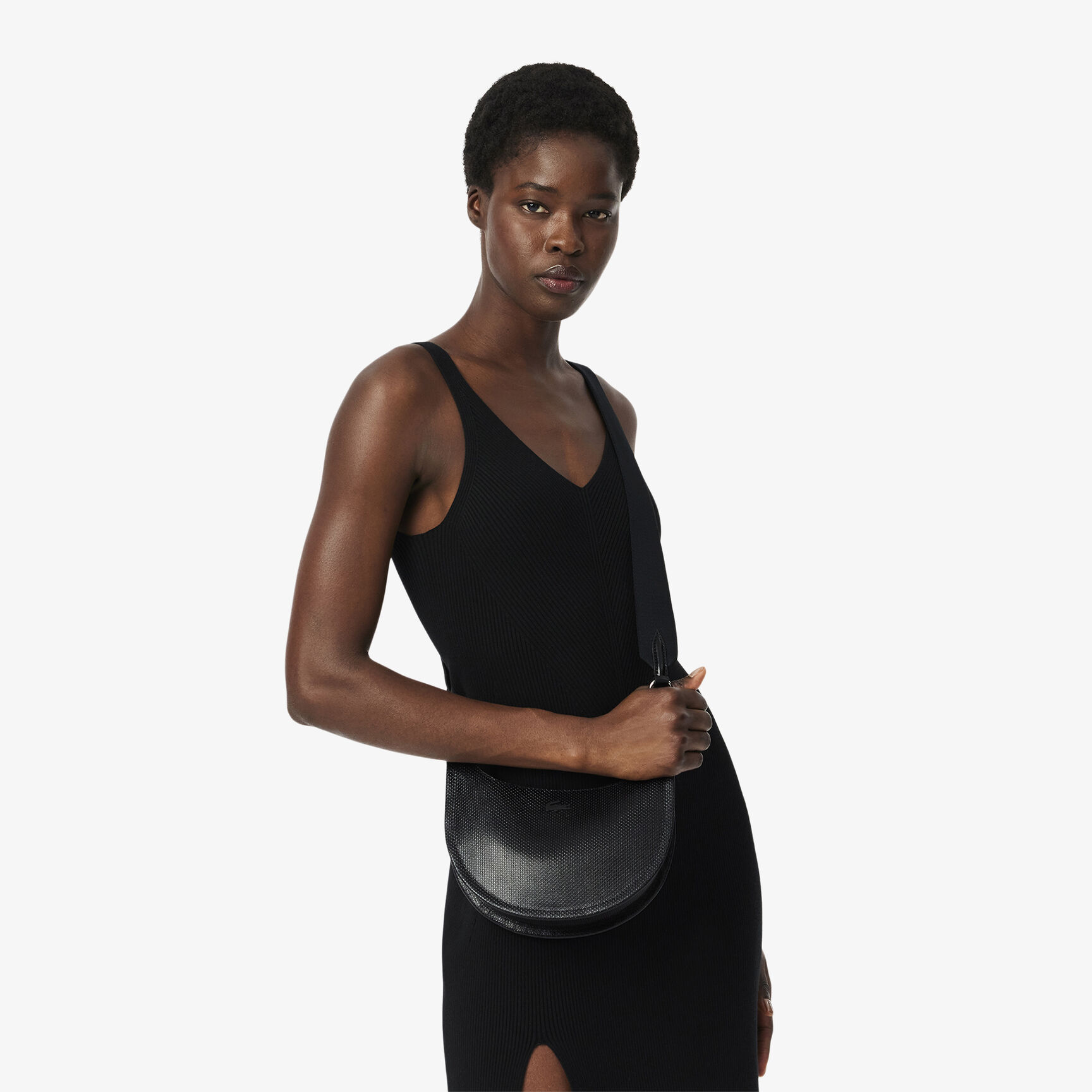 حقيبة كتف شانتاكو كلاسيكس نصف قمر