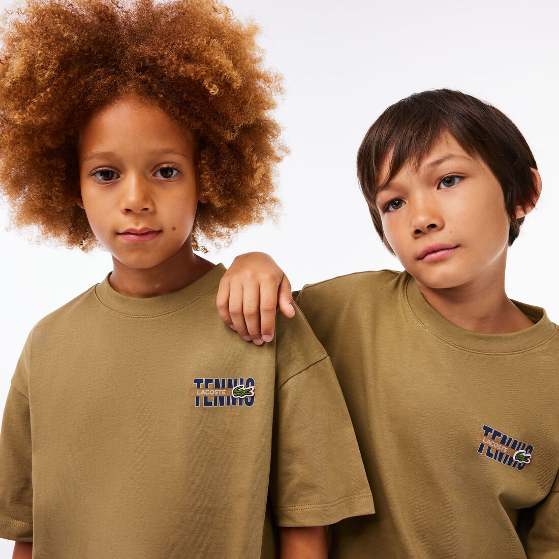 تي شيرت بطبعة تمساح تي شيرت بطبعة تمساح