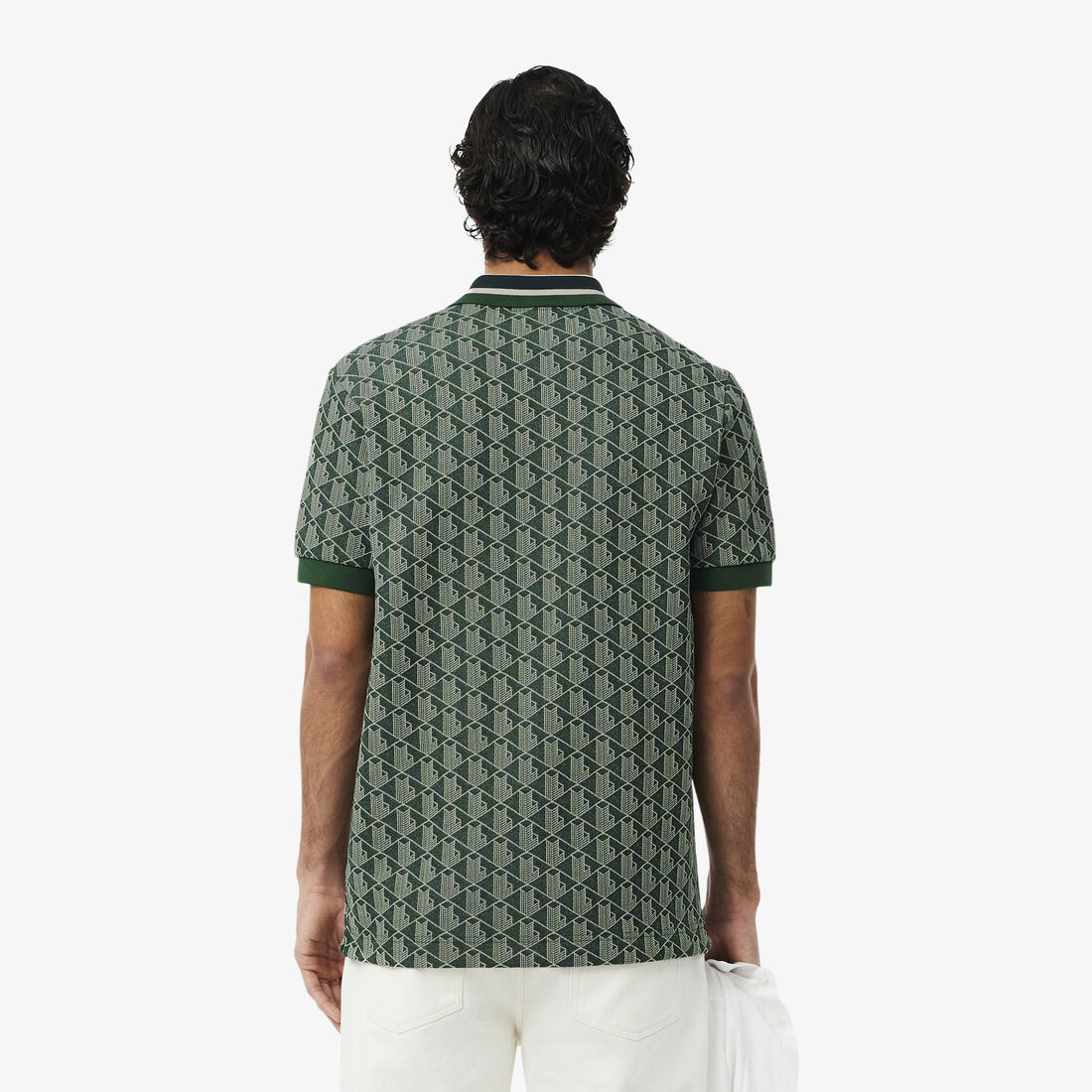 قميص بولو كلاسيكي بقصّة كلاسيكية من قماش الجاكار أحادي اللون قميص بولو كلاسيكي بقصّة كلاسيكية من قماش الجاكار أحادي اللون