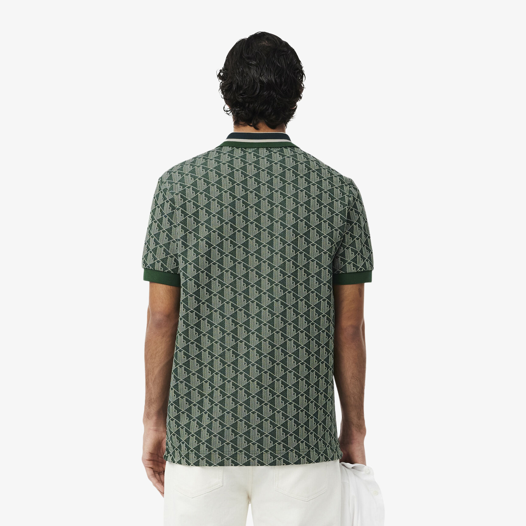 قميص بولو كلاسيكي بقصّة كلاسيكية من قماش الجاكار أحادي اللون قميص بولو كلاسيكي بقصّة كلاسيكية من قماش الجاكار أحادي اللون