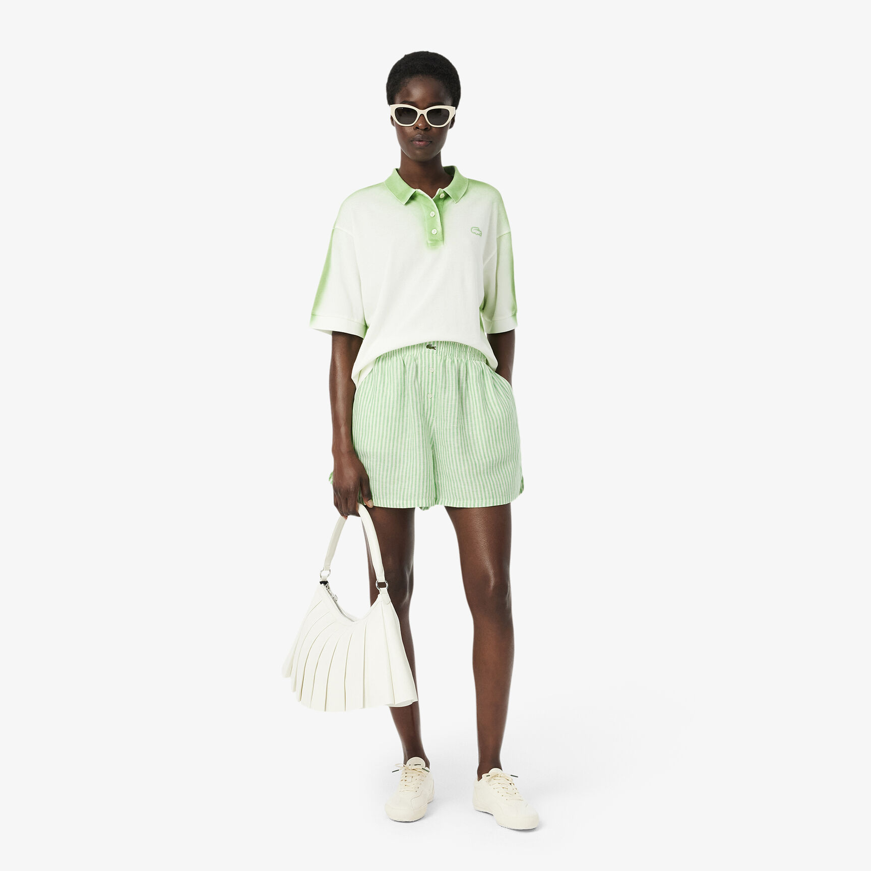 شورت كتان مخطط فضفاض شورت كتان مخطط فضفاض