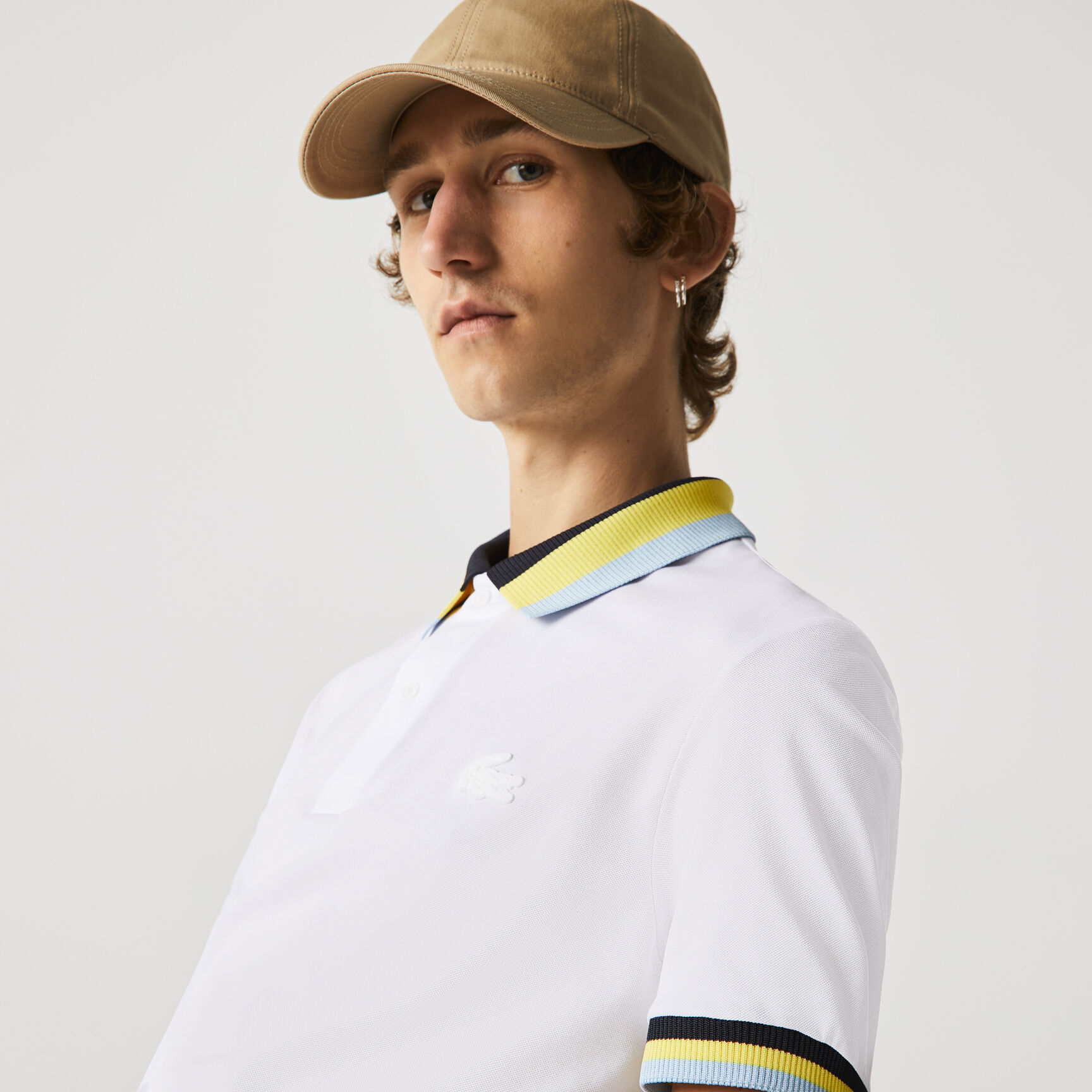 Men&rsquo;s Lacoste Slim Fit Light Breathable Piqu&eacute; Polo