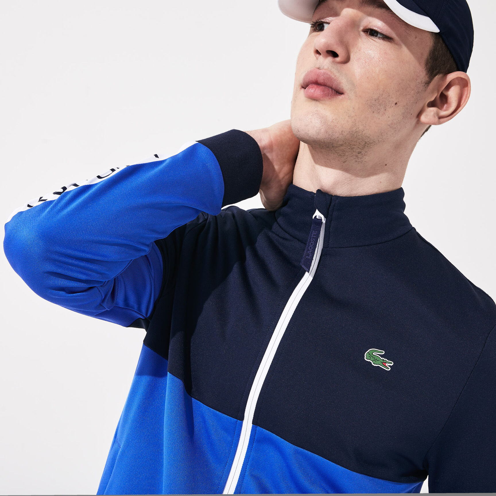 قميص ثقيل بسحاب من البيكيه المقاوم للمياه متعدد الألوان من مجموعة Lacoste SPORT للرجال قميص ثقيل بسحاب من البيكيه المقاوم للمياه متعدد الألوان من مجموعة Lacoste SPORT للرجال